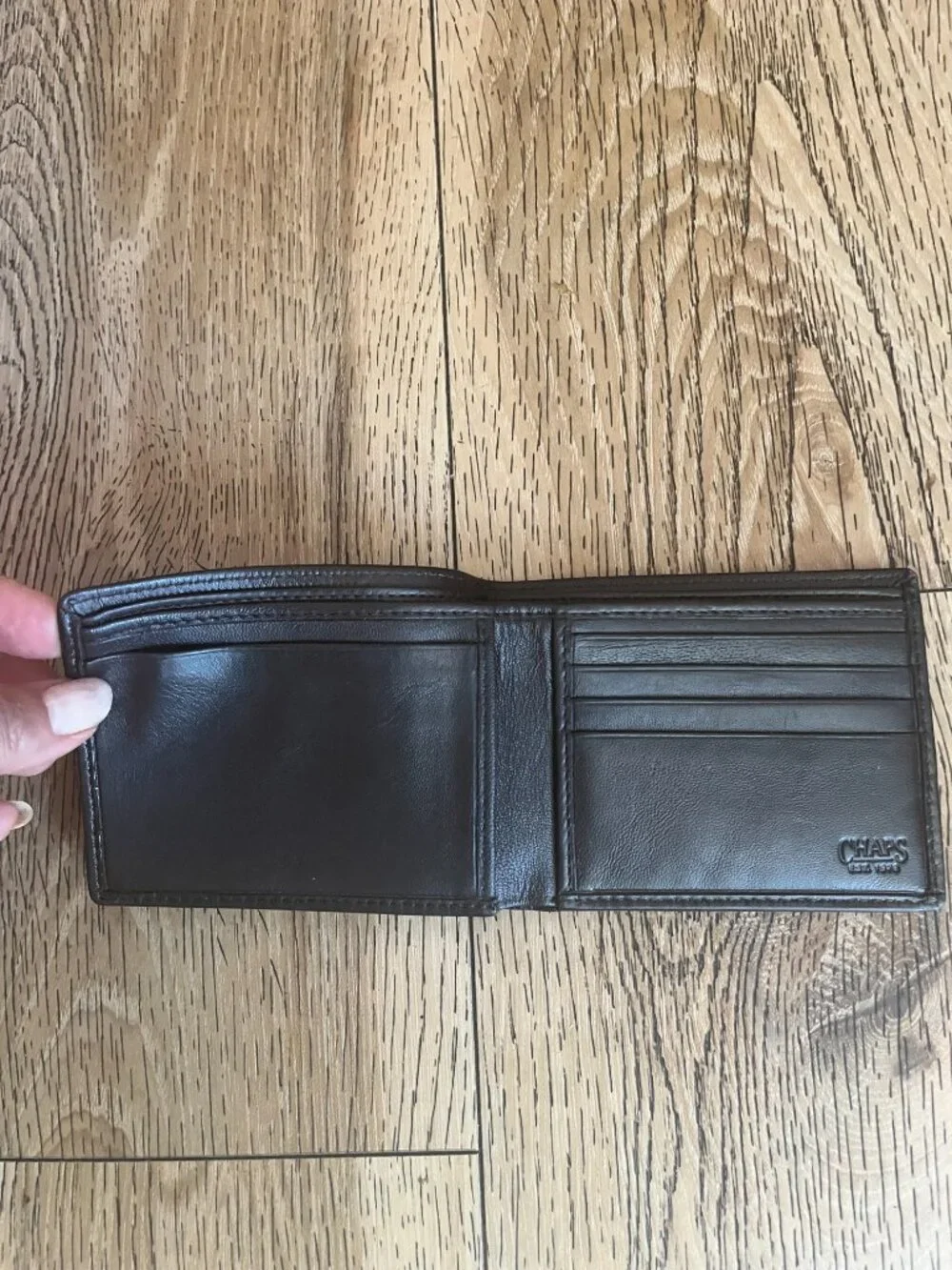 Brown Genuine Leather Chaps Ralph Lauren Men’s RFID  Bifold Slim Wallet New